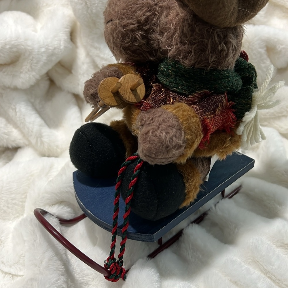 Moose Sled Christmas Decor - Picture 4 of 6